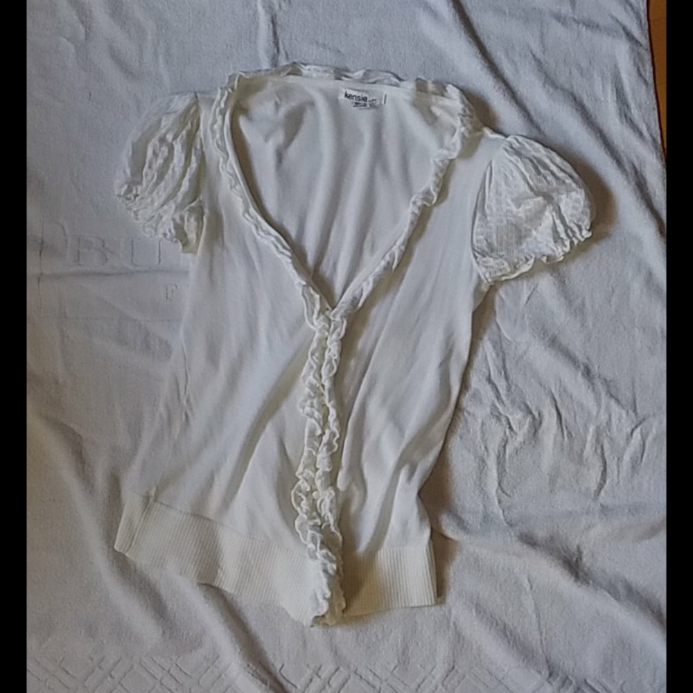 Kensie puff sleeve button up vneck cardigan